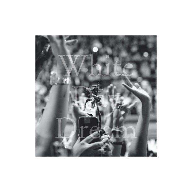 RADWIMPS 直筆サイン入りポスター 61JA4s2cA2L._UF350,350_QL50_.jpg