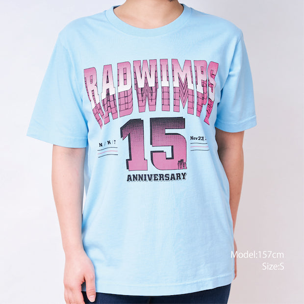 T-shirt (light blue)